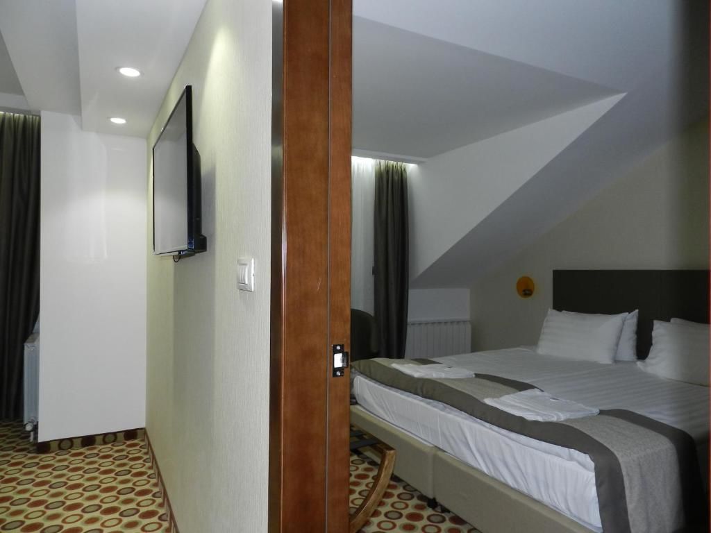 Отель Central Hotel Sofia София-57